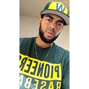 Meet your Posher, Ernesto